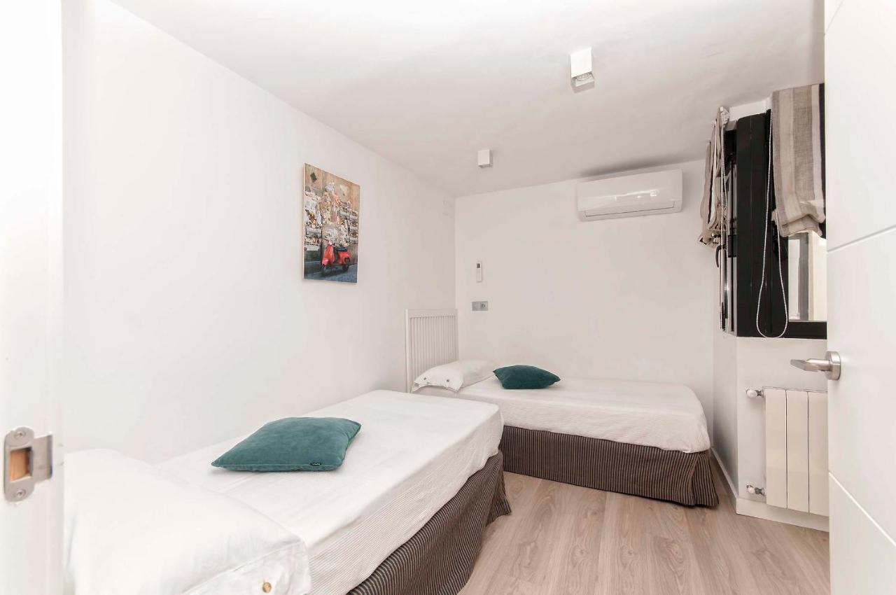 Atico Colon 21 Apartment Аликанте Екстериор снимка
