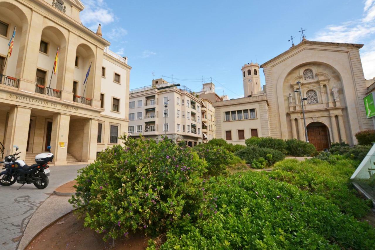 Atico Colon 21 Apartment Аликанте Екстериор снимка